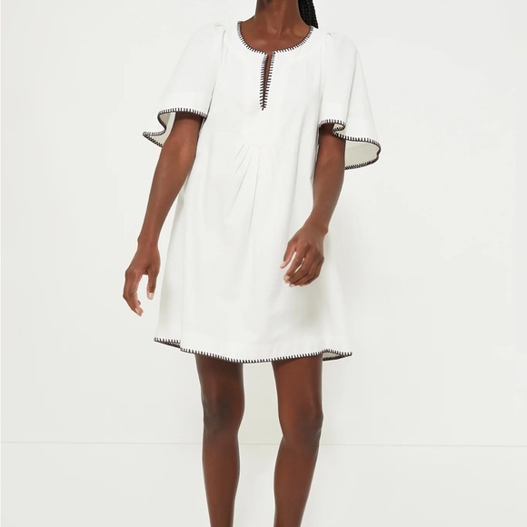 POMANDER PLACEWhite Stitch Finley Flutter Sleeve Dress